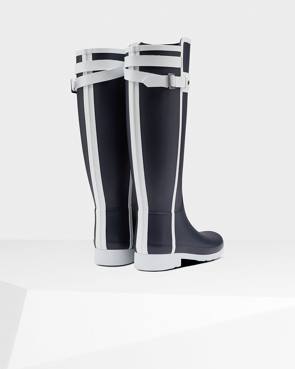 Womens Hunter Refined Slim Fit Contrast - Tall Rain Boots Navy/White - 0298-XEHVD